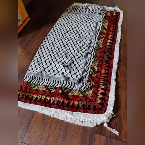 Kuffiya original  Palestinian Elegant Embroidery keffiyeh With Handmade hadab… - Picture 5 of 5